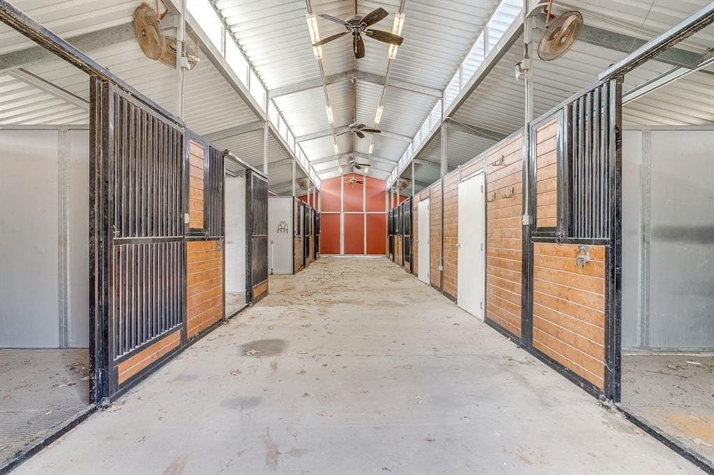 20 acres in Tarrant County - photo 37