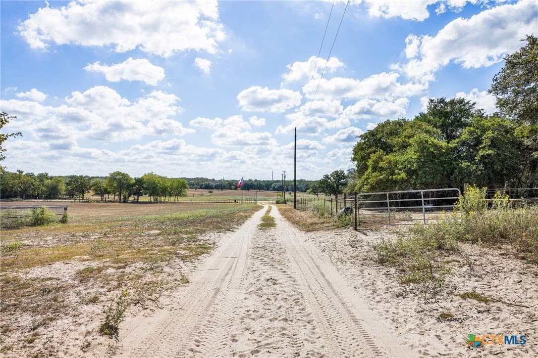 46.23 acres in Caldwell County - photo 4