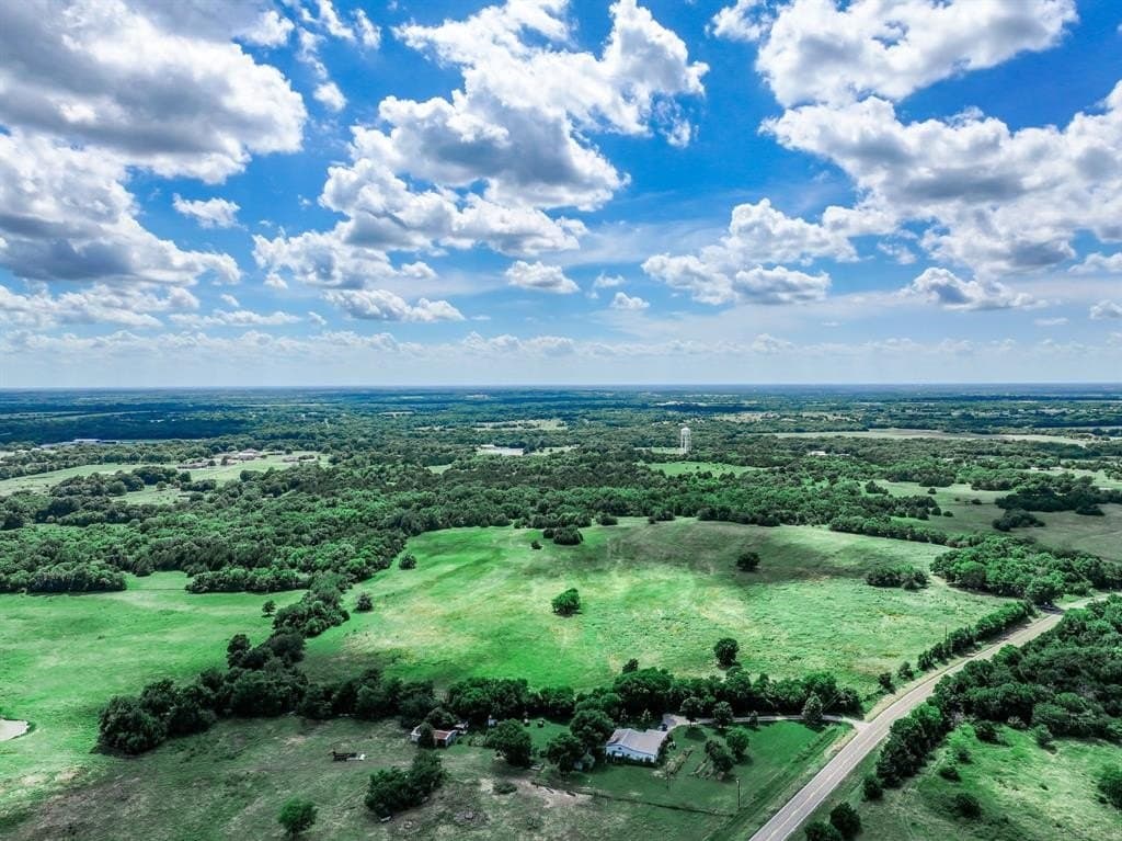 22.34 acres in Hunt County - photo 20