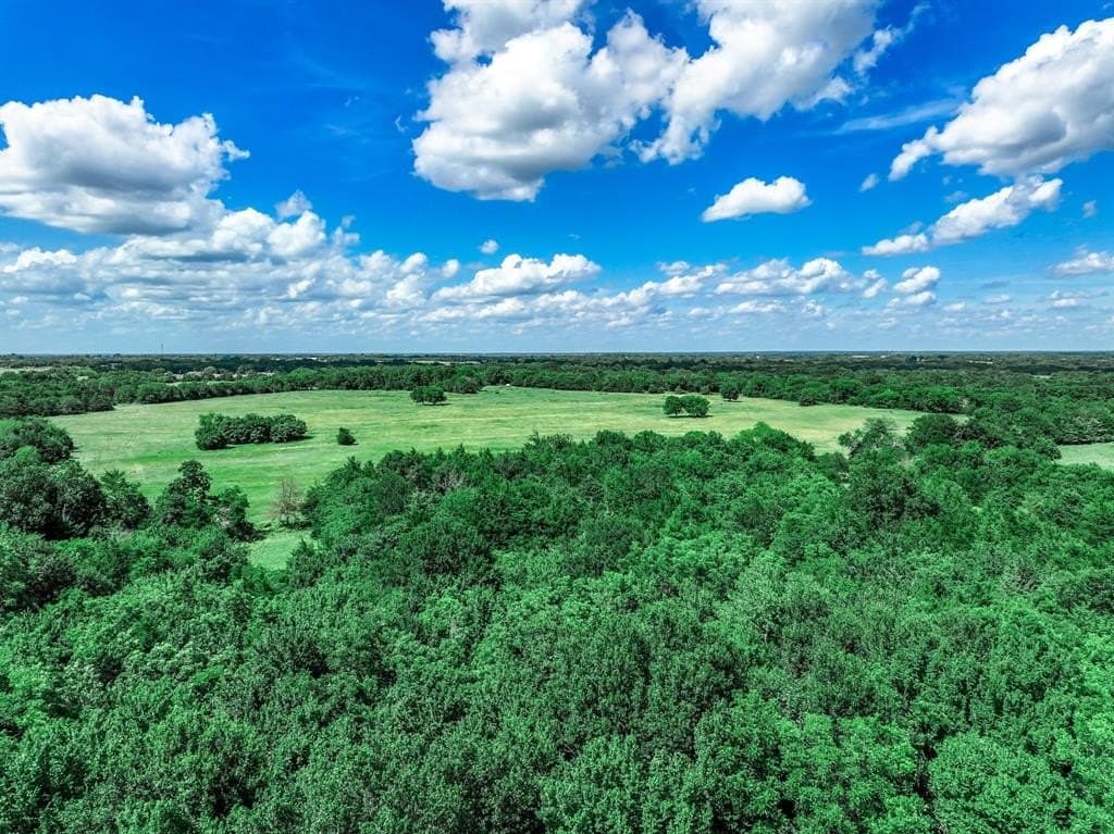 22.34 acres in Hunt County - photo 21