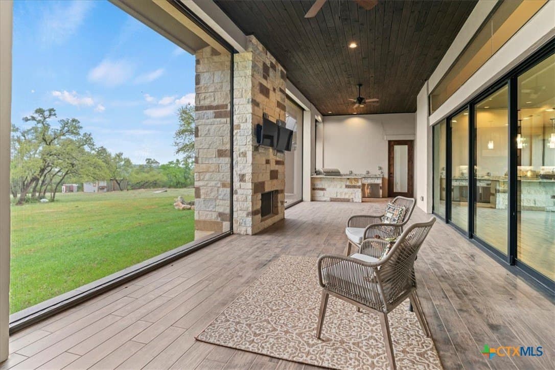 42.54 acres in Hays County - photo 3
