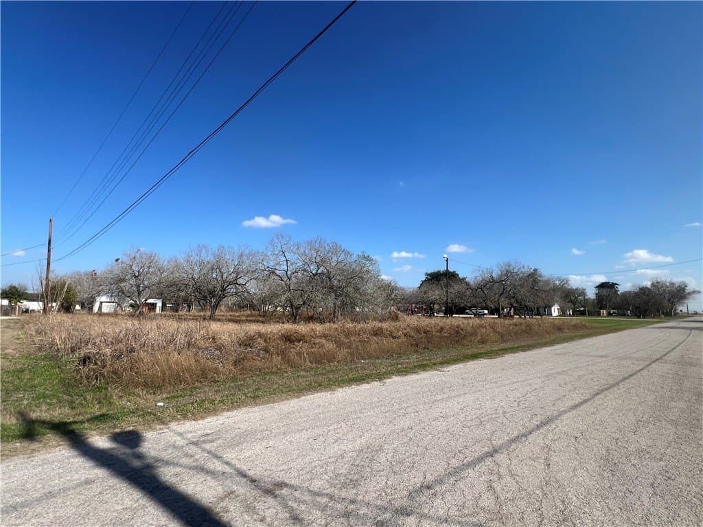 0.57 acres in San Patricio County - photo 2