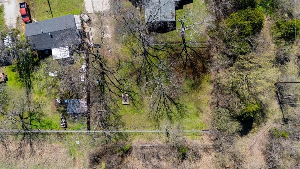 0.23 acres in Johnson County - photo 11