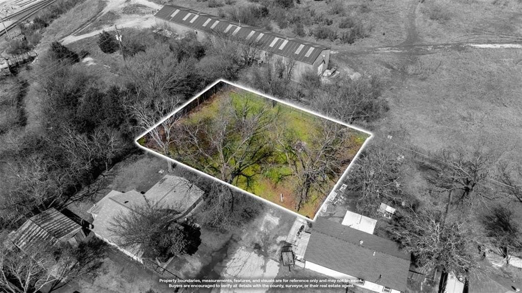 0.23 acres in Johnson County - photo 2