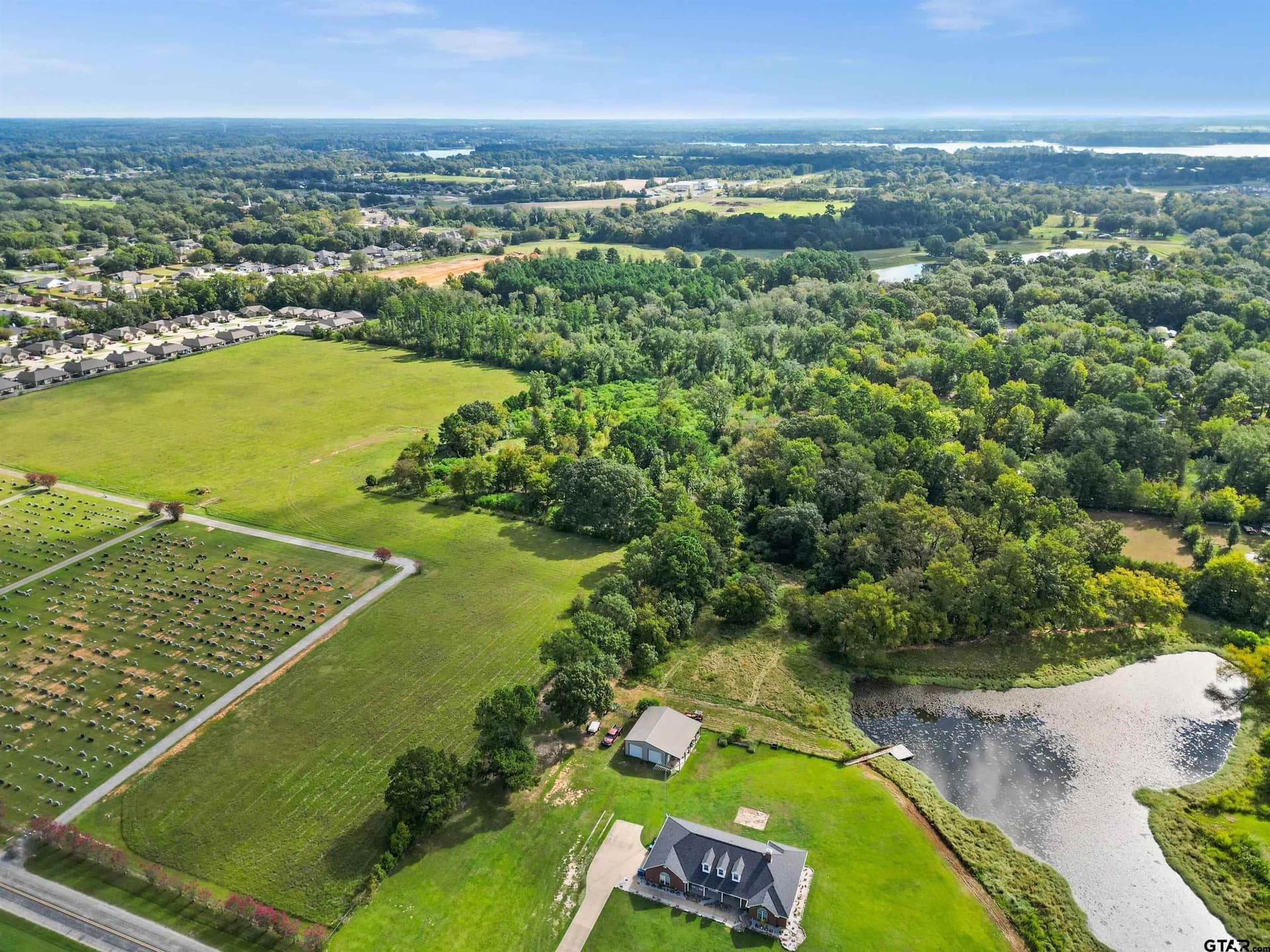 27.29 acres in Smith County - photo 2