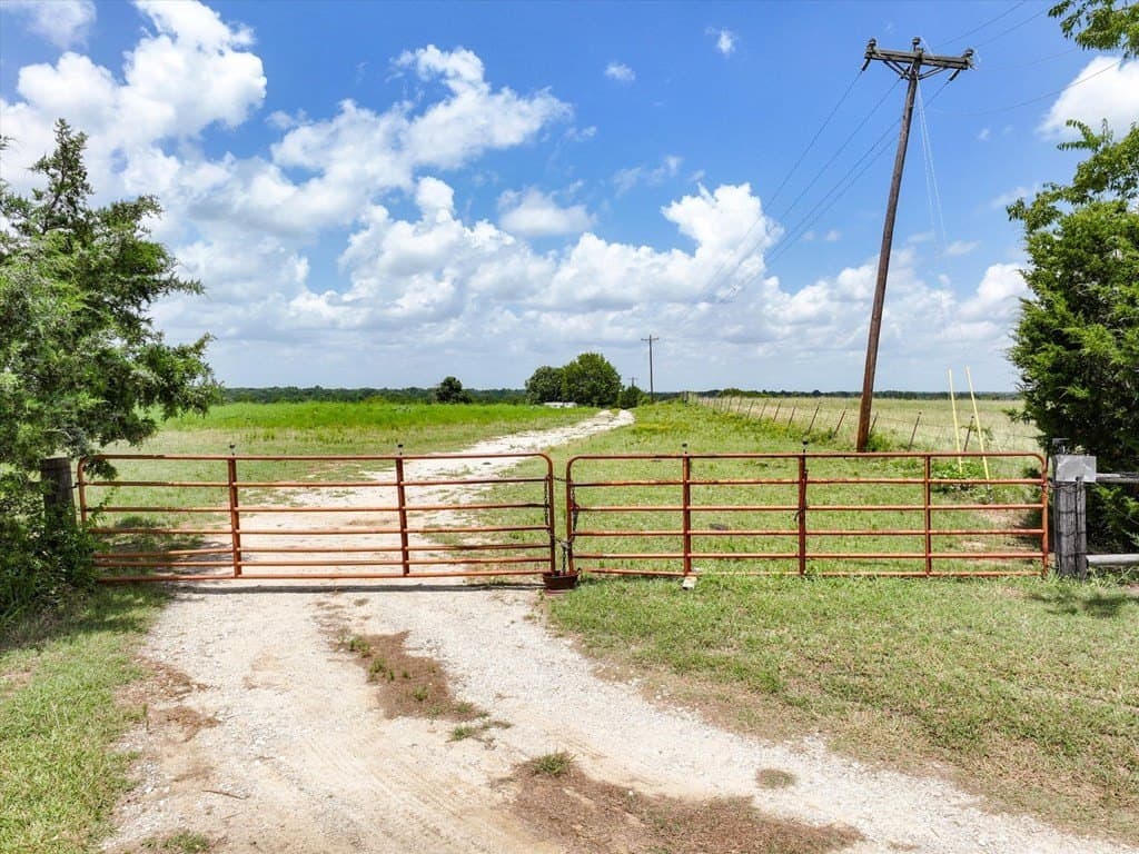 57 acres in Van Zandt County - photo 9