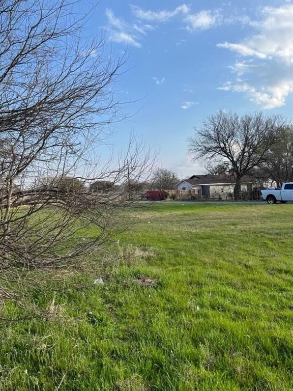 0.23 acres in Tarrant County - photo 4