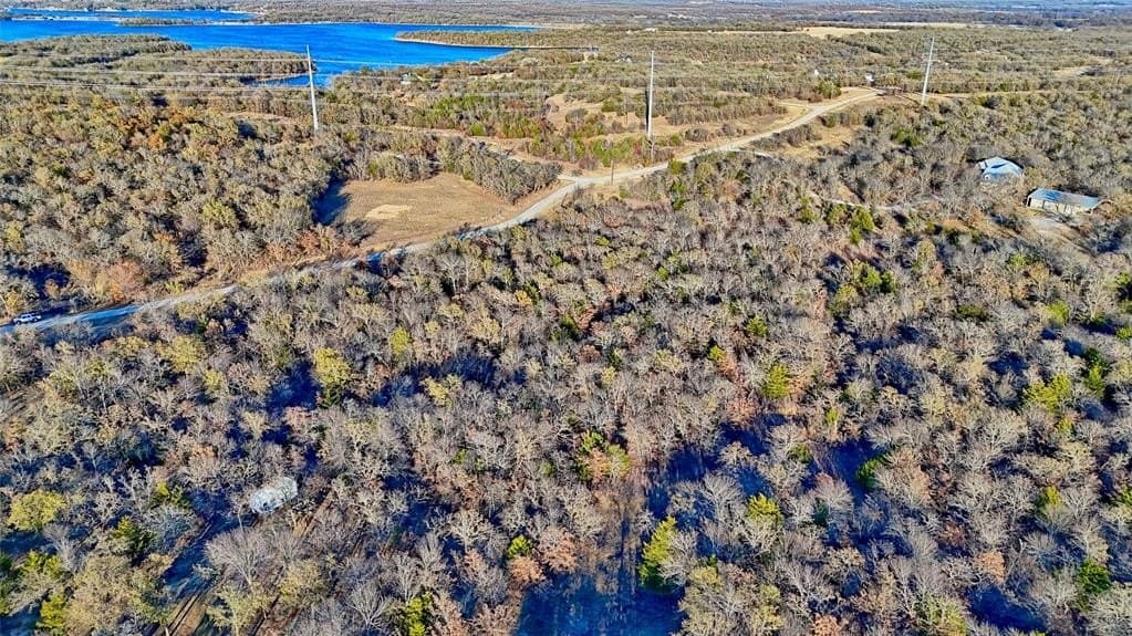 5 acres in Montague County - photo 9