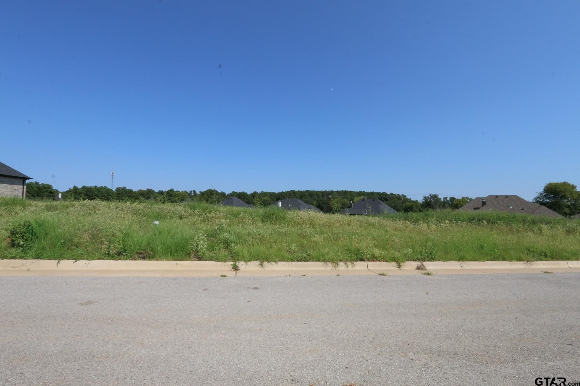 0.62 acres in Smith County - photo 4