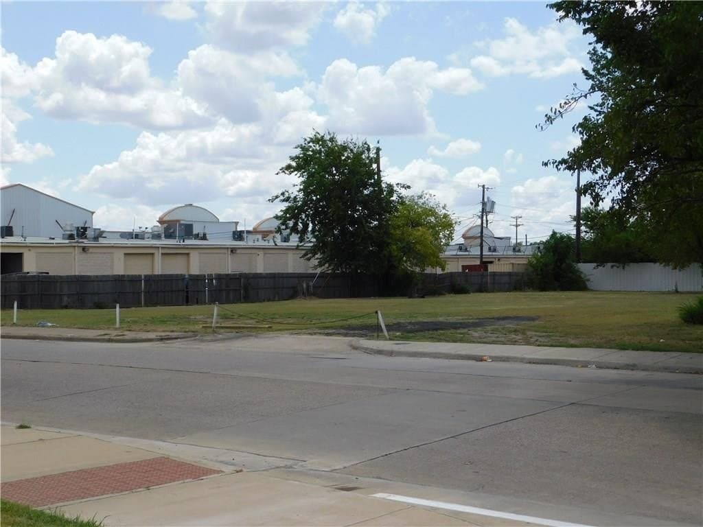 0.47 acres in Dallas County - photo 3