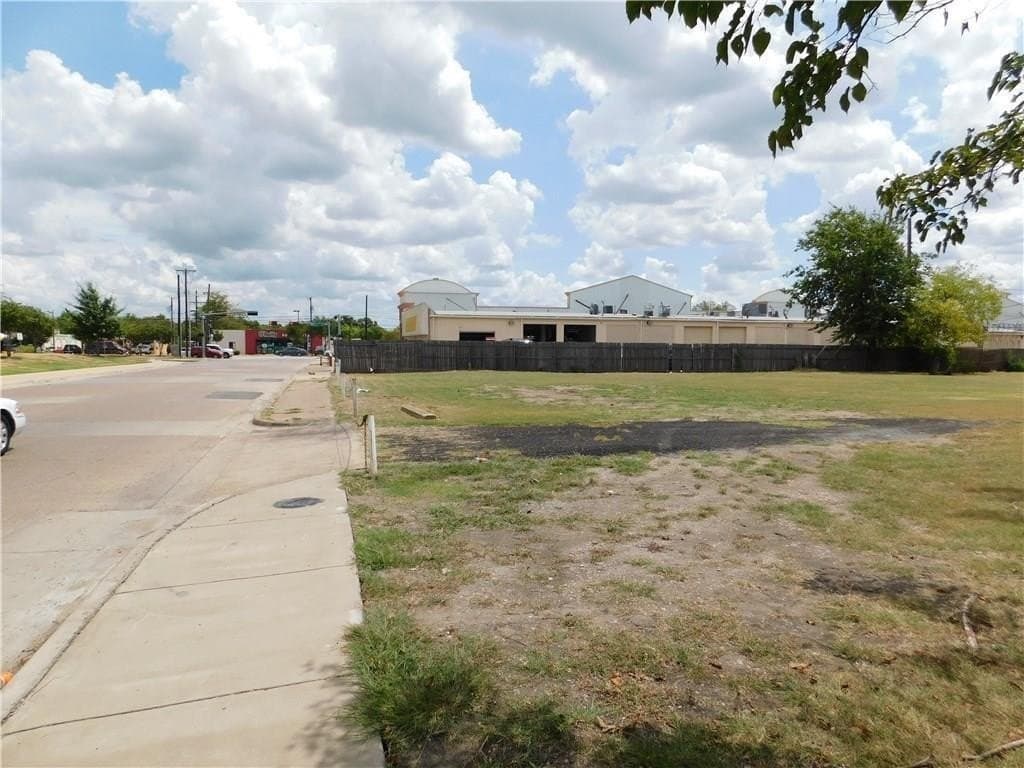0.47 acres in Dallas County - photo 14