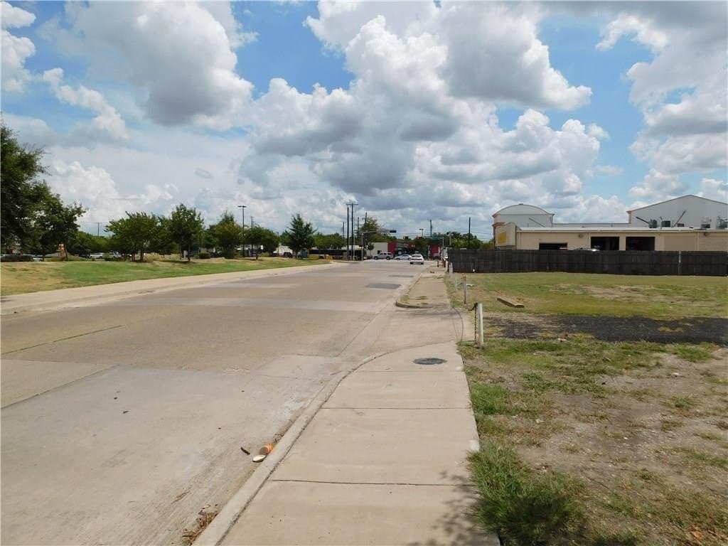 0.47 acres in Dallas County - photo 16