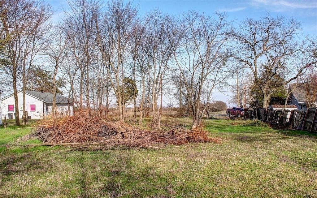 0.5 acres in Collin County - photo 6