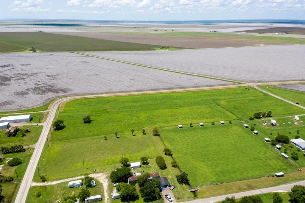 0.66 acres in Refugio County - photo 31