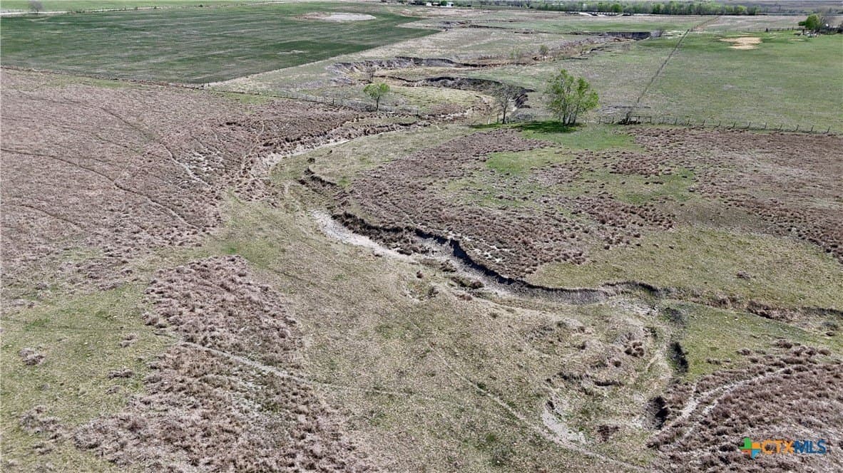 35.15 acres in Lavaca County - photo 7