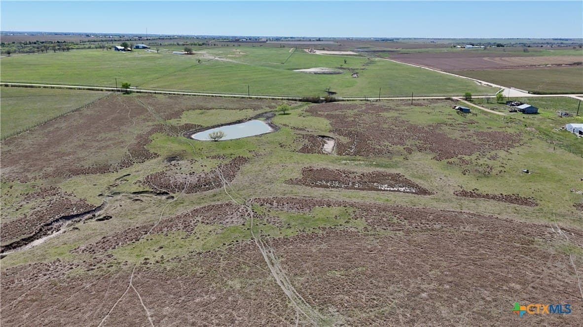 35.15 acres in Lavaca County - photo 23
