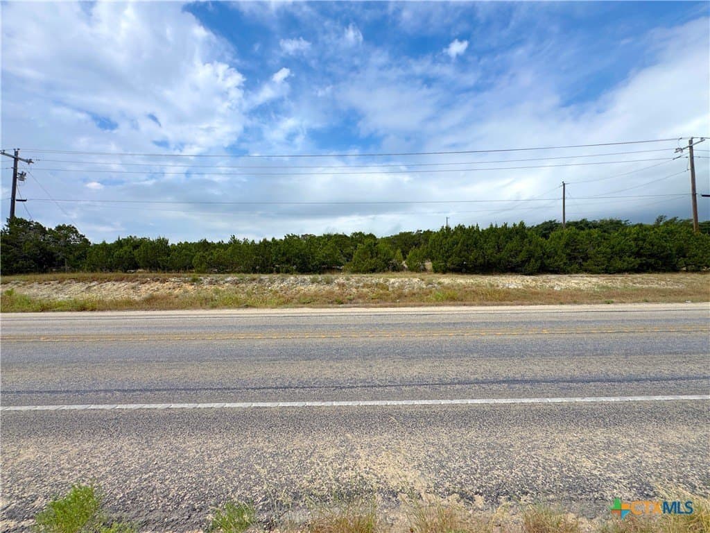 0.99 acres in Comal County - photo 17