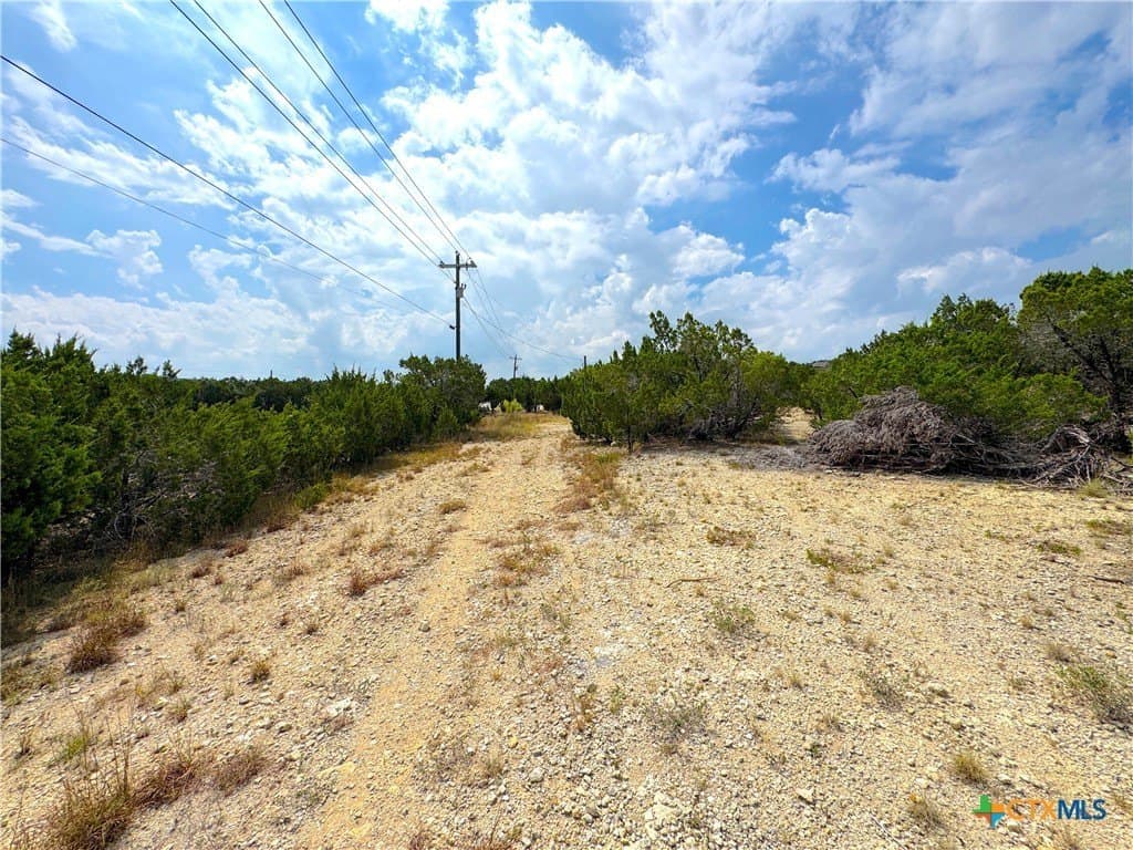 0.99 acres in Comal County - photo 12