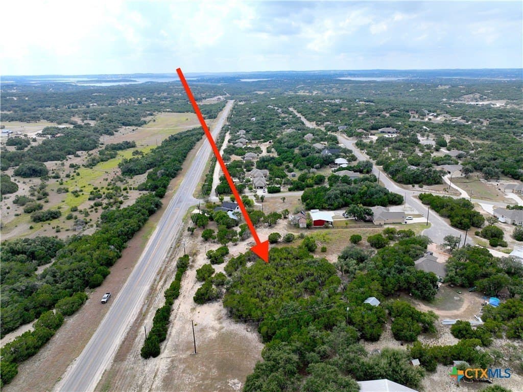 0.99 acres in Comal County - photo 5