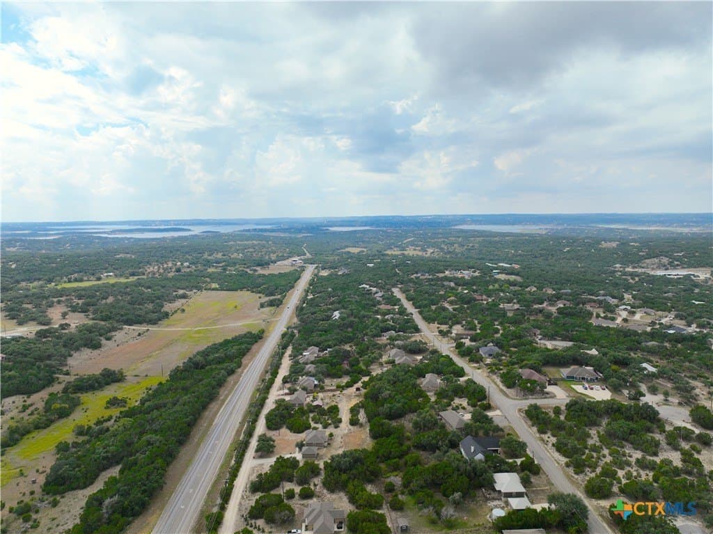 0.99 acres in Comal County - photo 9