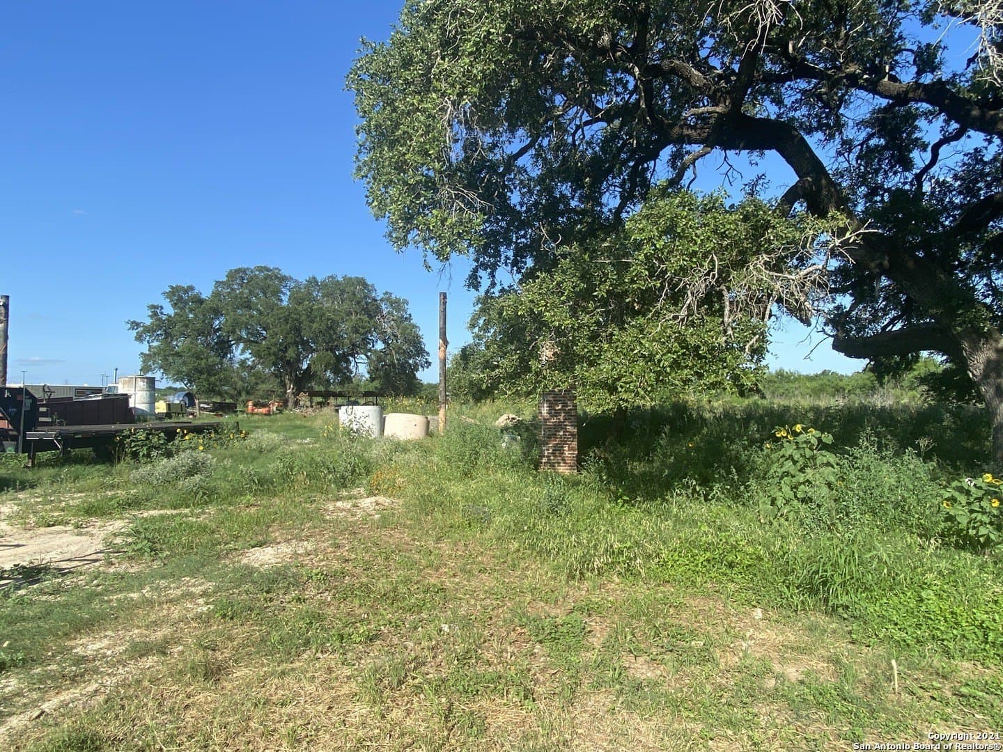 10 acres in Bexar County - photo 4