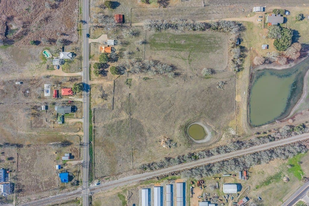 9.64 acres in Fayette County - photo 3