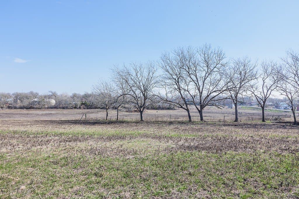 9.64 acres in Fayette County - photo 5