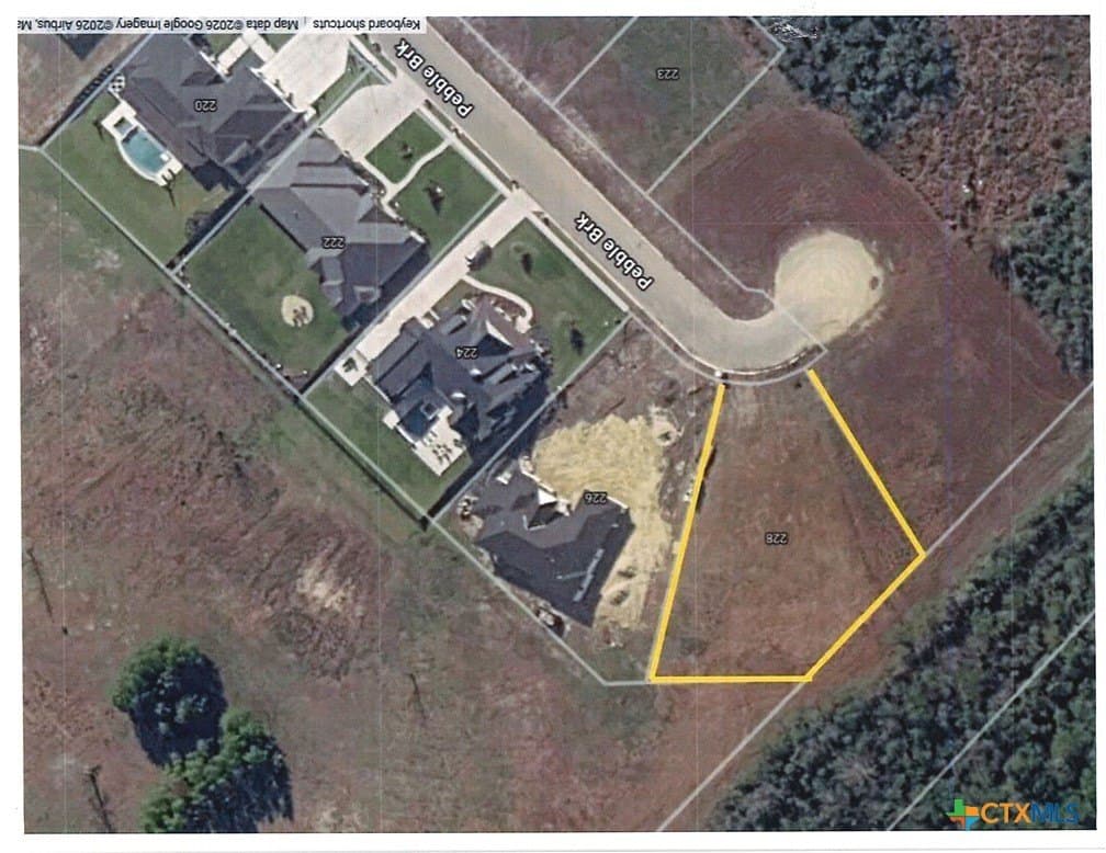 0.61 acres in Victoria County - photo 2