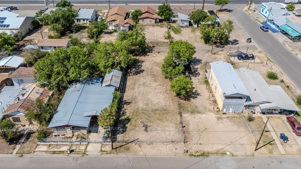 0.16 acres in Maverick County - photo 5
