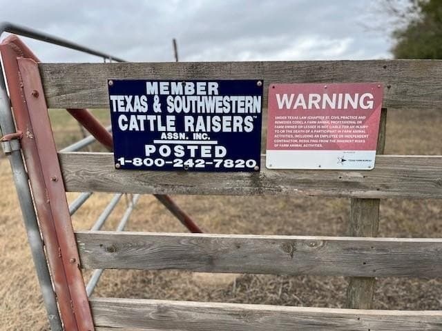 5.21 acres in Austin County - photo 7