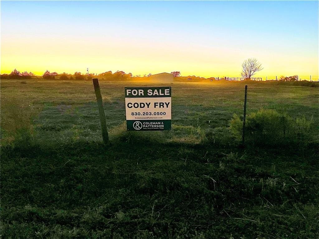 5.21 acres in Austin County - photo 8