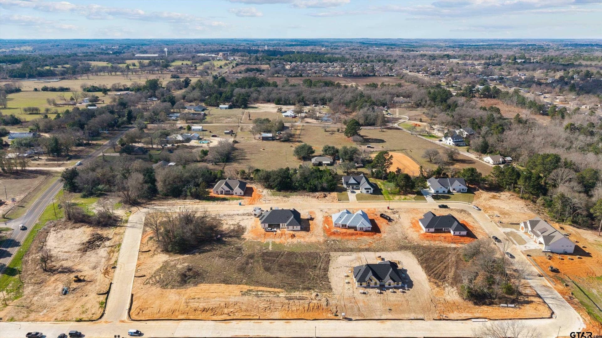 0.64 acres in Smith County - photo 15