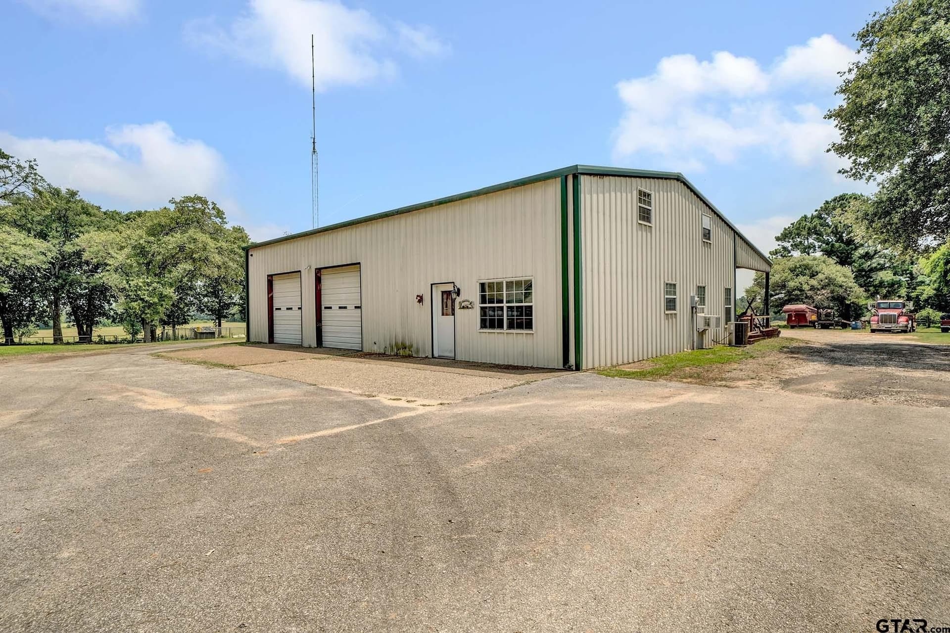 25.36 acres in Smith County - photo 32