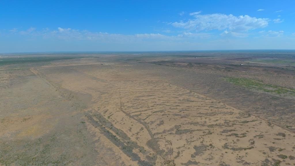320 acres in Reeves County - photo 12