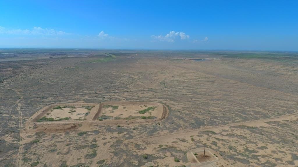 320 acres in Reeves County - photo 4