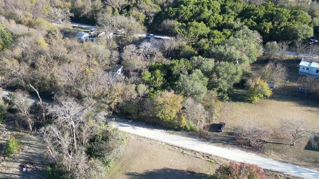 0.23 acres in Hill County - photo 9