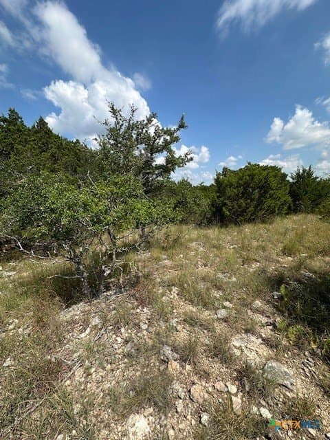1.28 acres in Comal County - photo 4