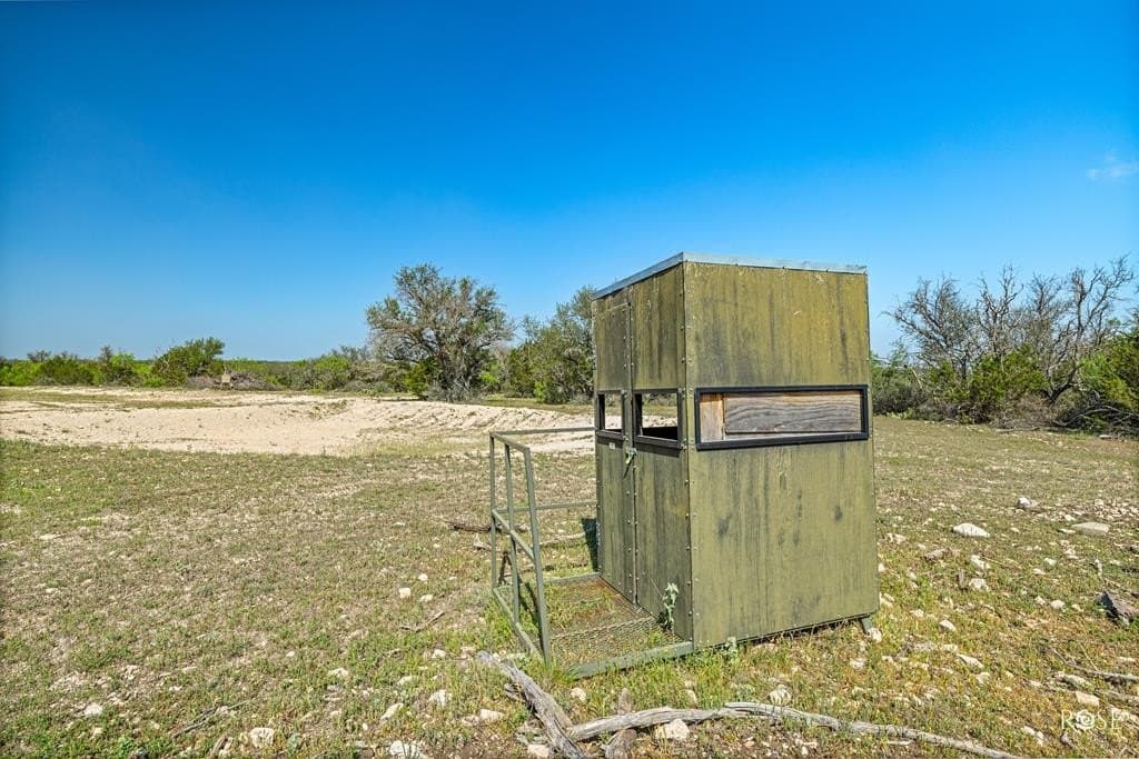 20 acres in Schleicher County - photo 24