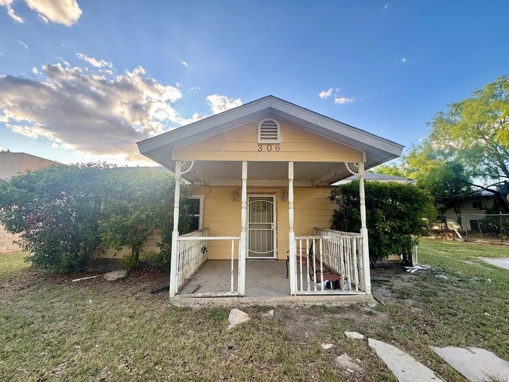 306 Lariat Road