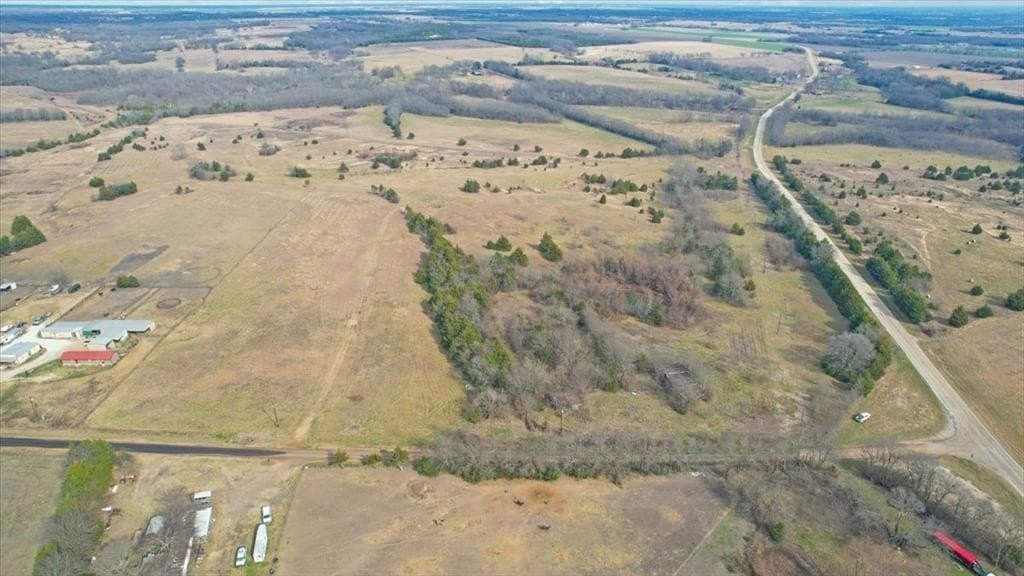 57.5 acres in Lamar County - photo 3