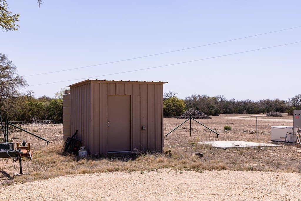 199 acres in Sutton County - photo 15