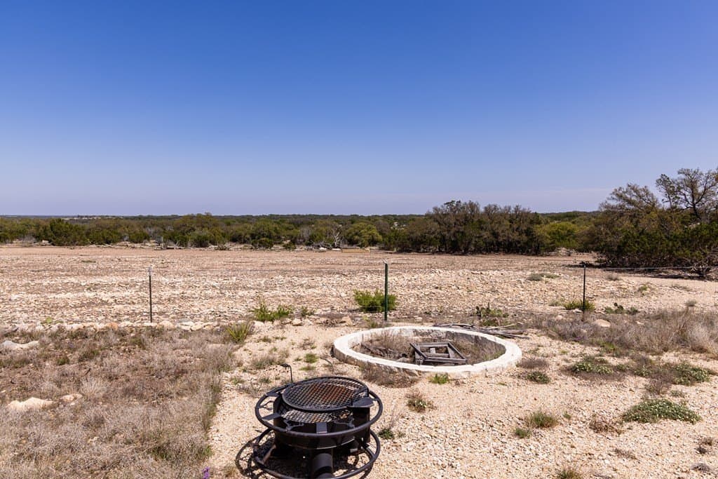 199 acres in Sutton County - photo 13