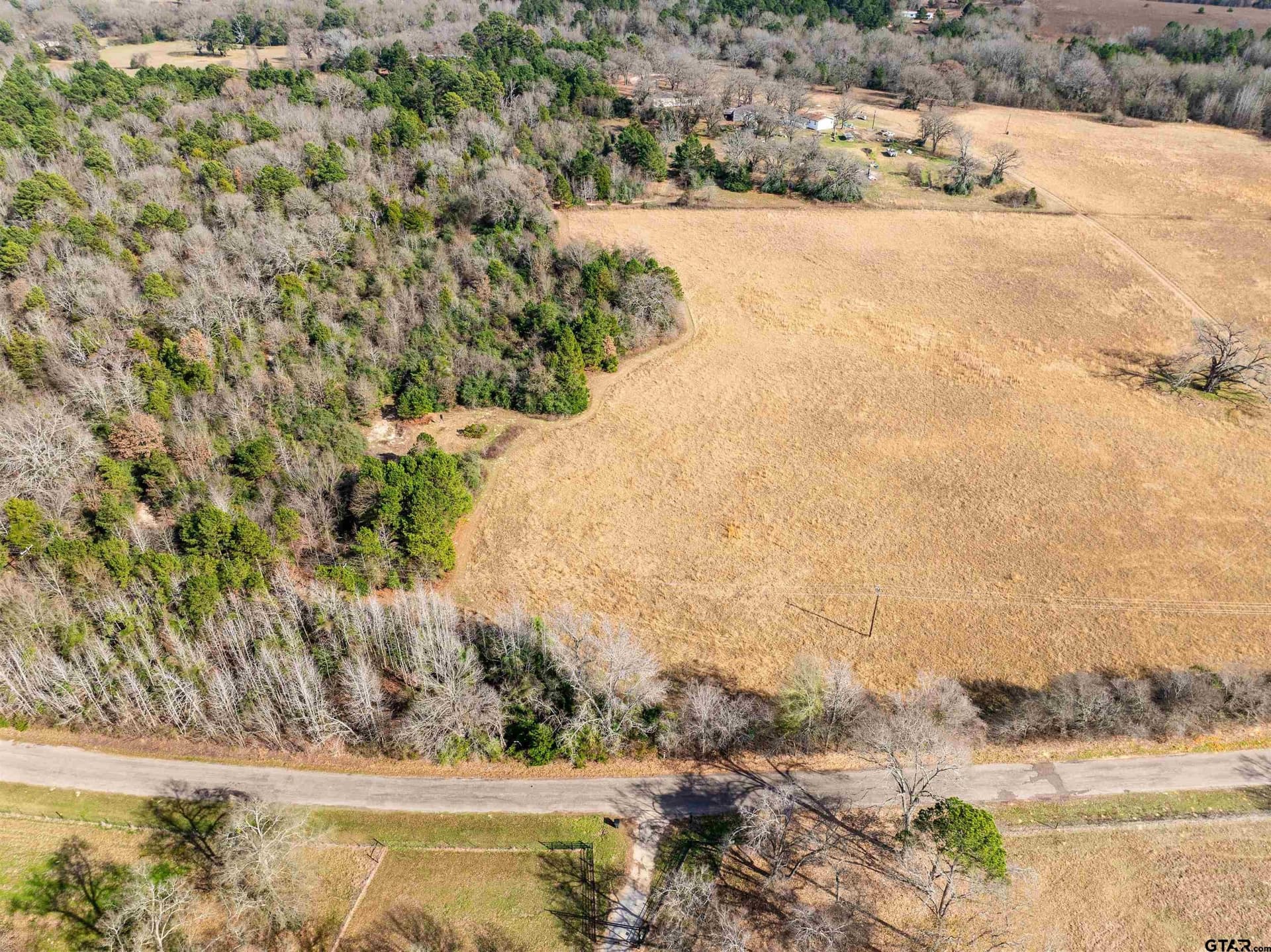 10 acres in Anderson County - photo 4
