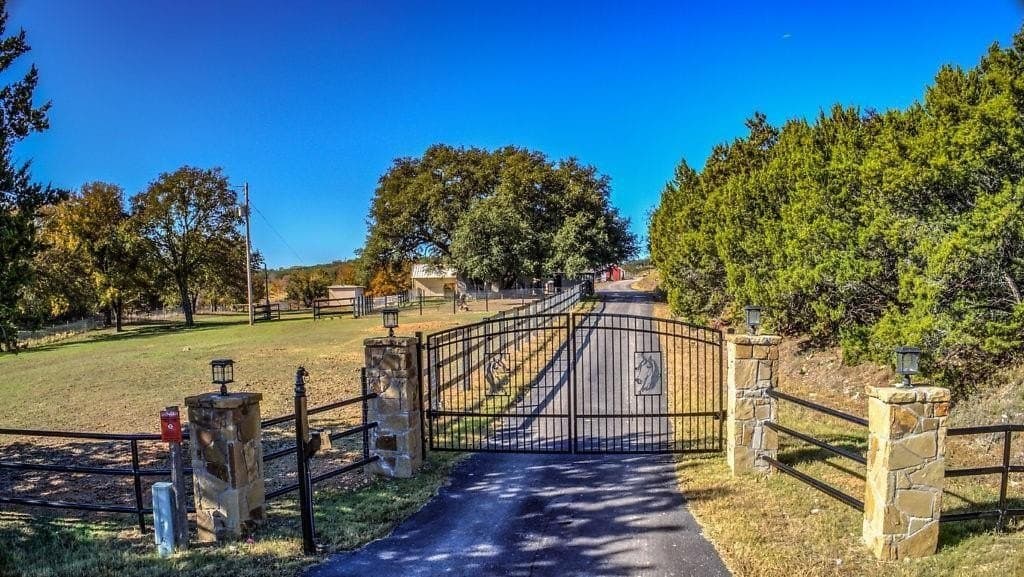 29.9 acres in Somervell County - photo 3