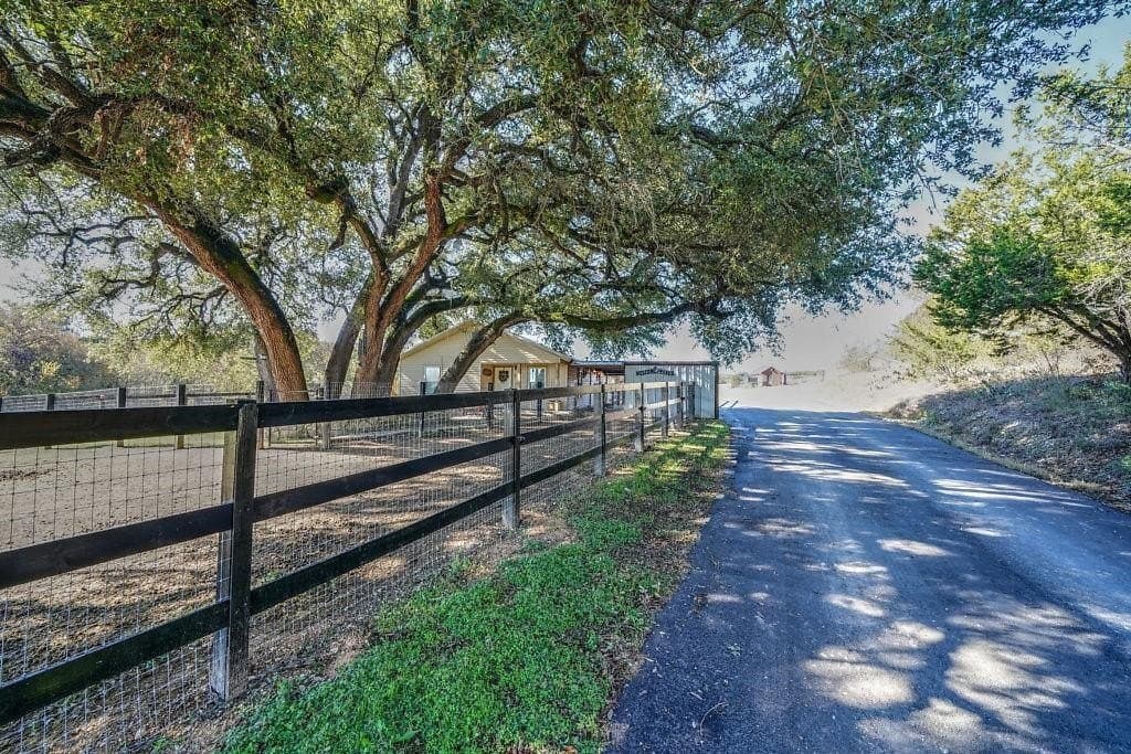 29.9 acres in Somervell County - photo 4