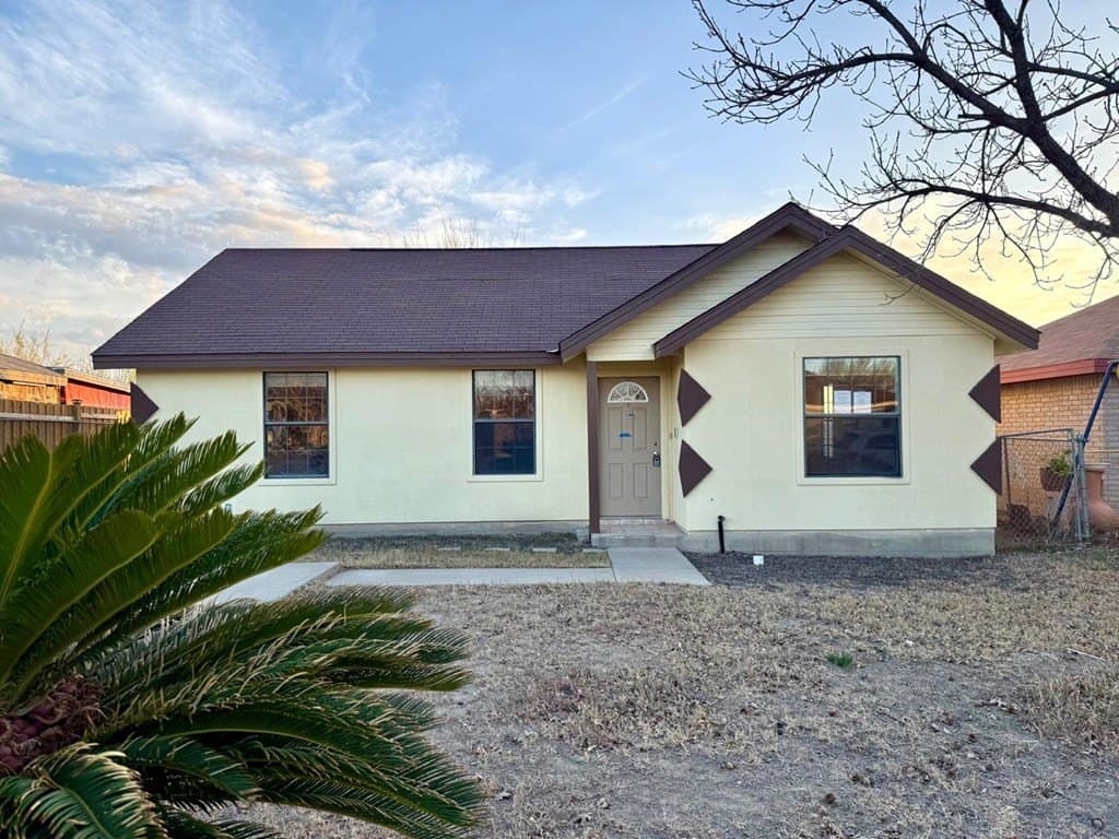 7,792 acres in Maverick County - photo 3