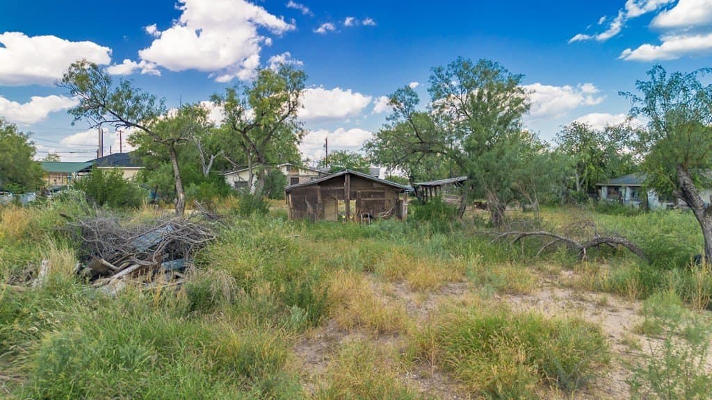 58,370 acres in Maverick County - photo 10