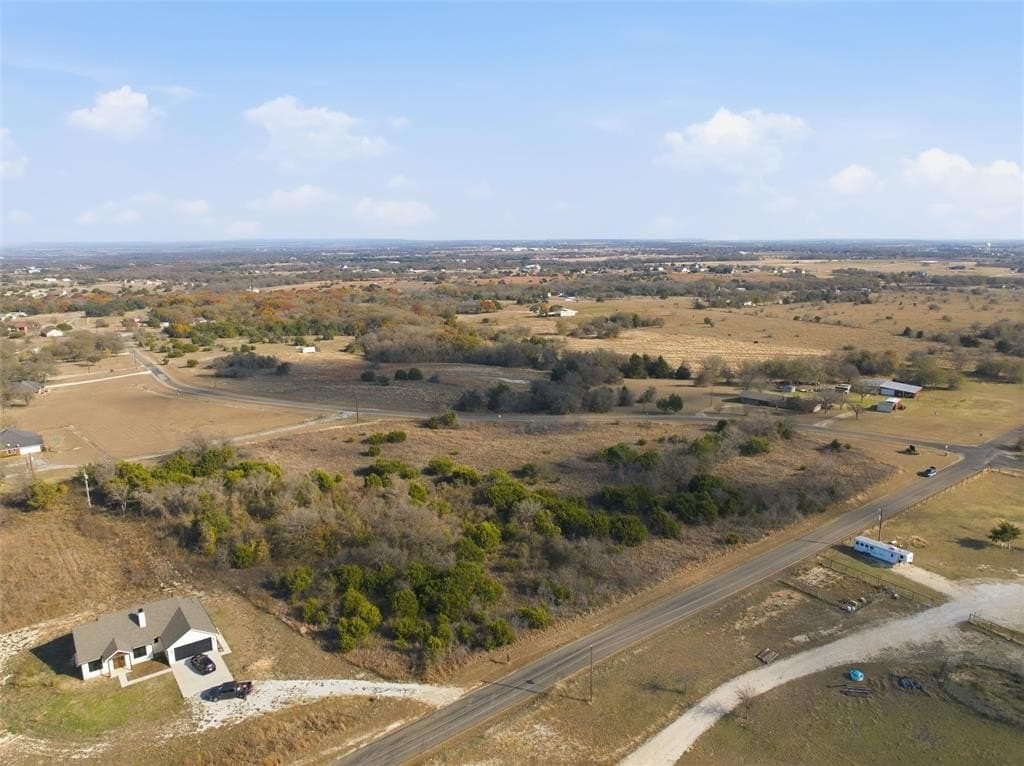 4.65 acres in McLennan County - photo 5