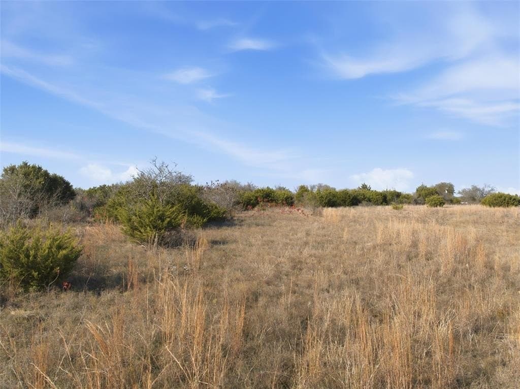 4.65 acres in McLennan County - photo 9