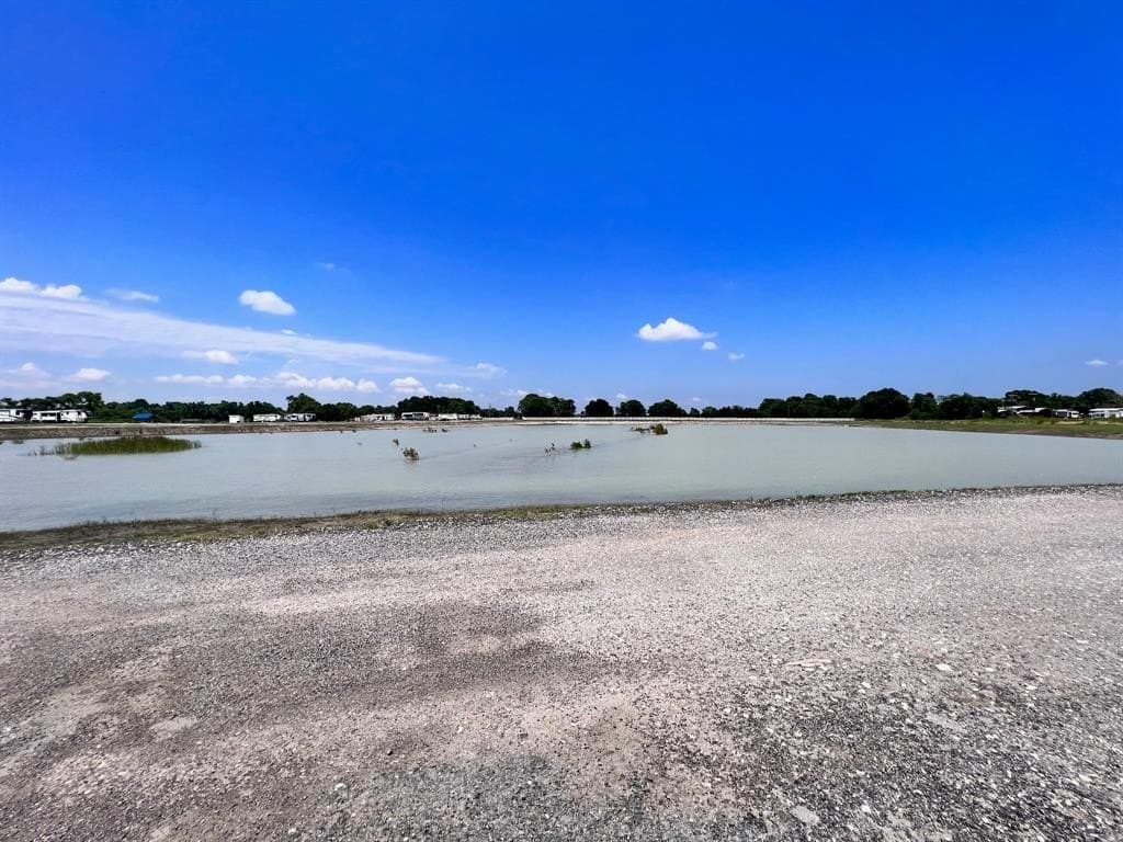 0.09 acres in Navarro County - photo 7